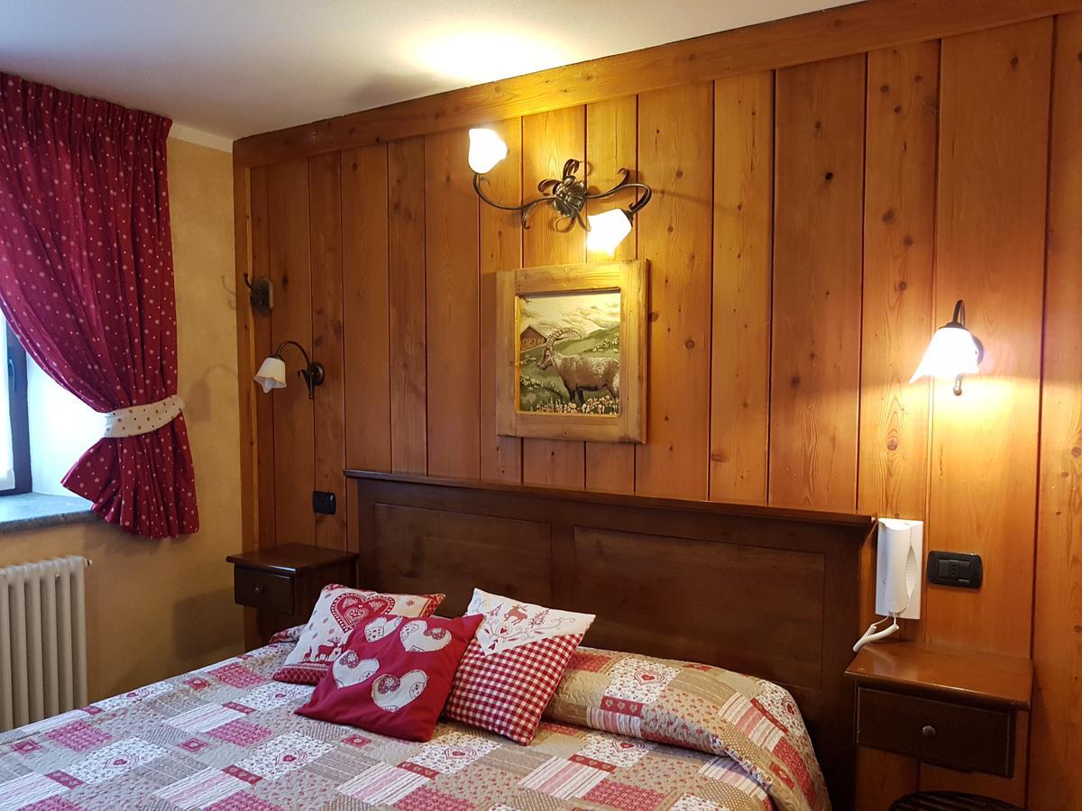 L'Ancien Paquier Chambre D'Hotes Valtournenche Bagian luar foto